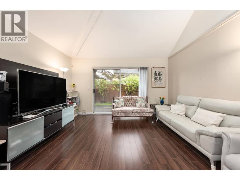 35 8051 ASH STREET, Richmond, photo 2