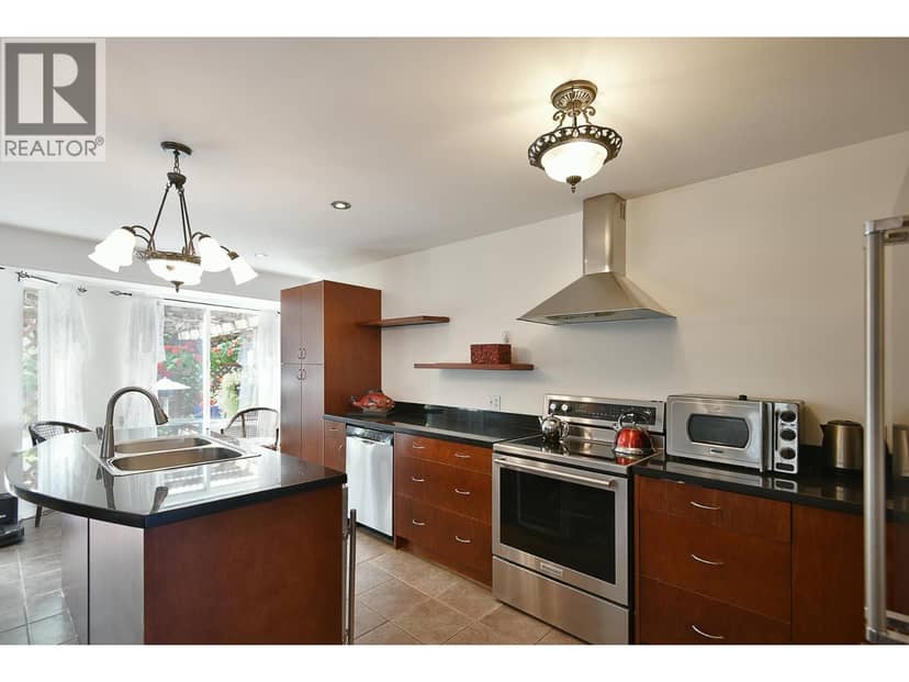5875 TURNSTONE CRESCENT, Sechelt