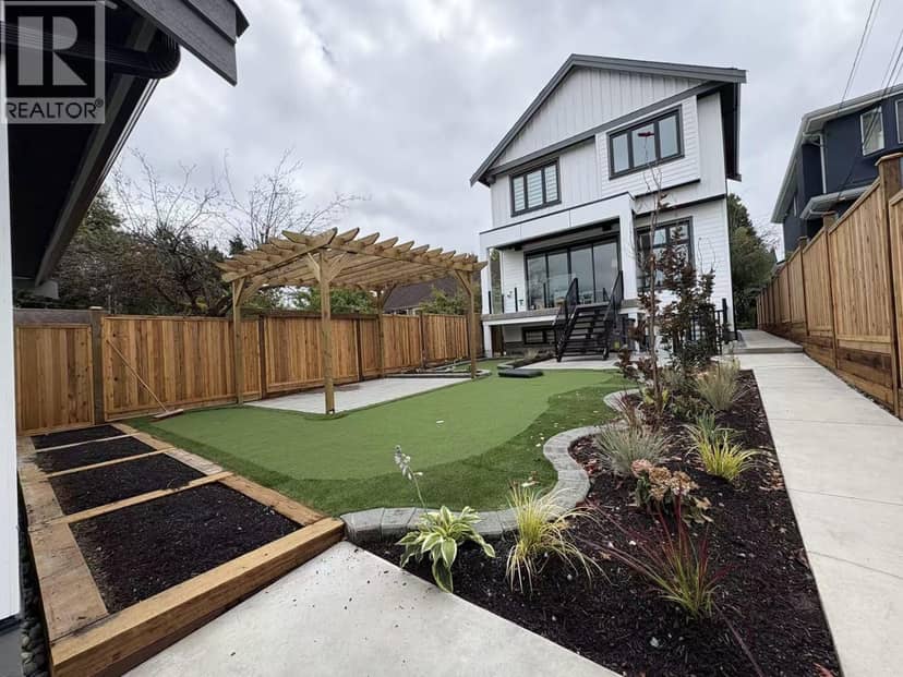 945 E 28TH AVE, Vancouver, photo 2