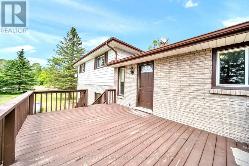 18580 Dufferin Street — photo 39 of 40
