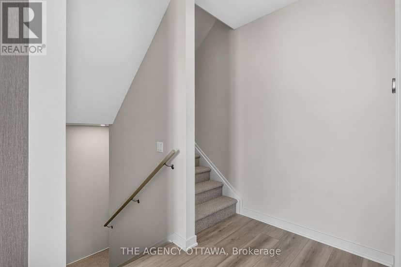 3007 Showcase Crescent — photo 24 of 40