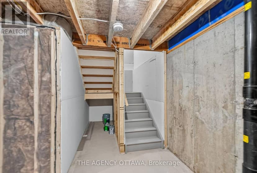 3007 Showcase Crescent — photo 38 of 40
