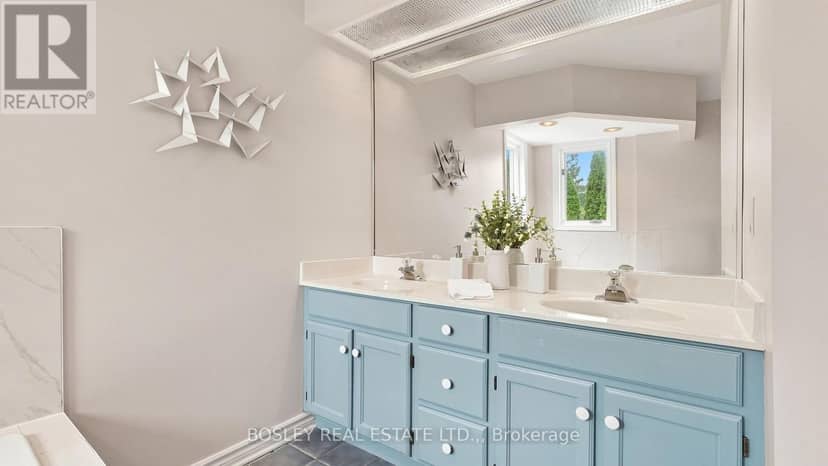 236 Northwood Drive — photo 19 of 33