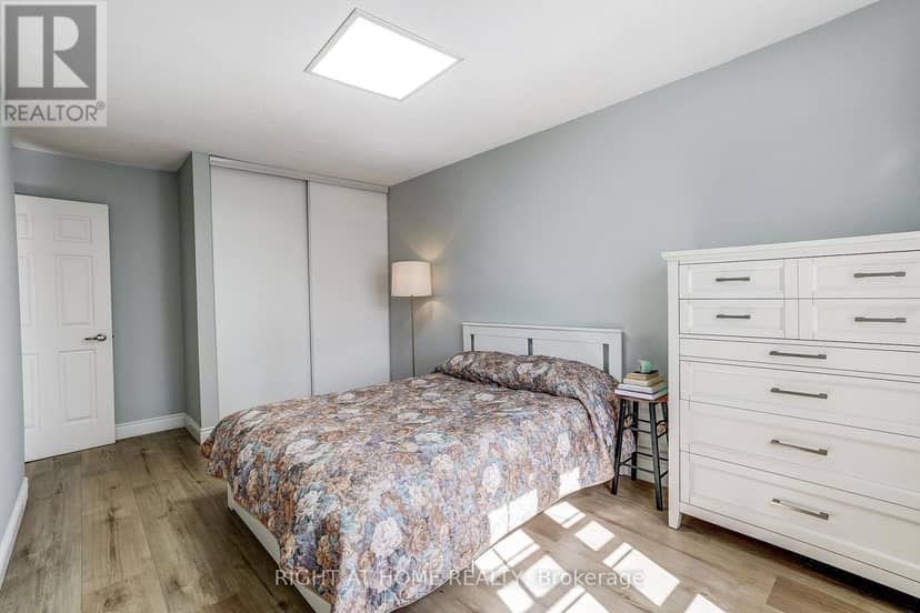 55 - 2120 Rathburn Road E — photo 16 of 29