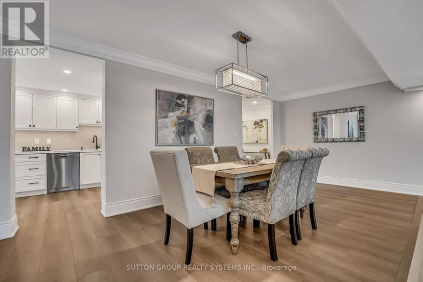 501 - 2180 Marine Drive — photo 16 of 40