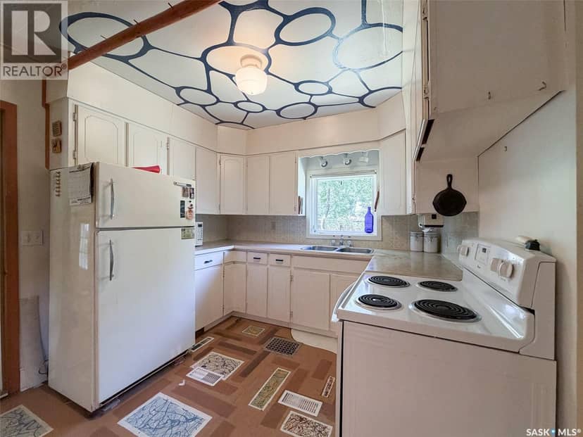 604 Front STREET — photo 18 of 40