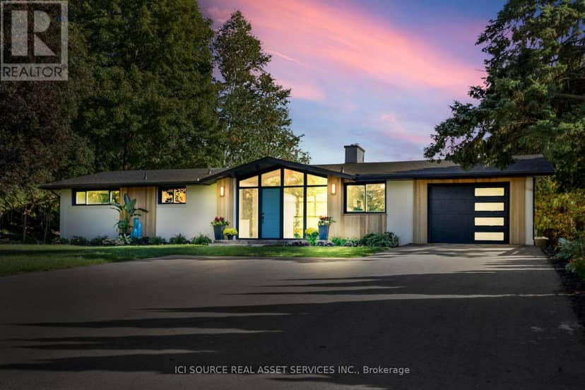 50 Oak Avenue, Hamilton