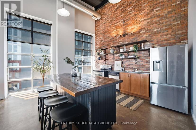 410 - 11 Rebecca Street — photo 10 of 40