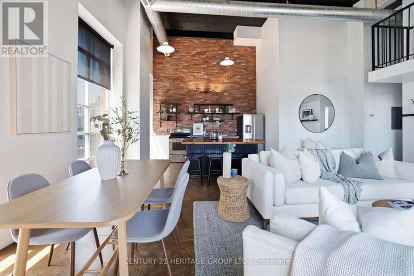 410 - 11 Rebecca Street — photo 20 of 40