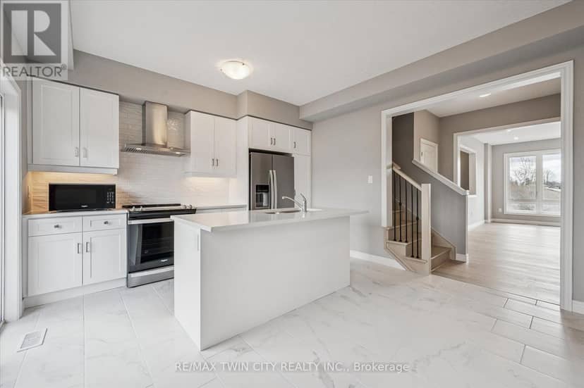 27 Sora Lane — photo 13 of 40