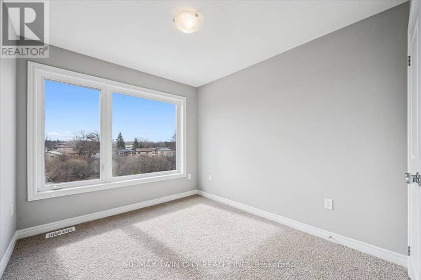 27 Sora Lane — photo 22 of 40