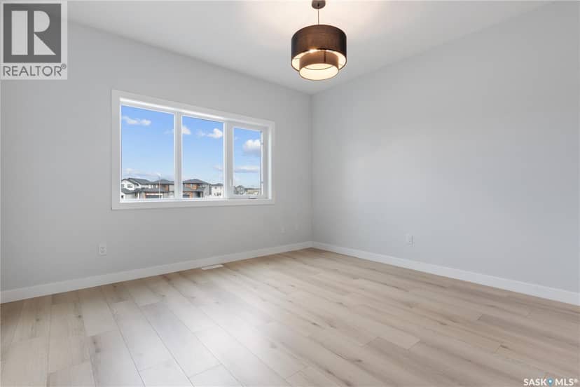 371 Leskiw BEND — photo 13 of 26