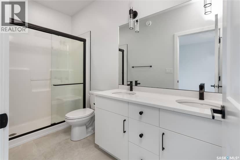 371 Leskiw BEND — photo 14 of 26