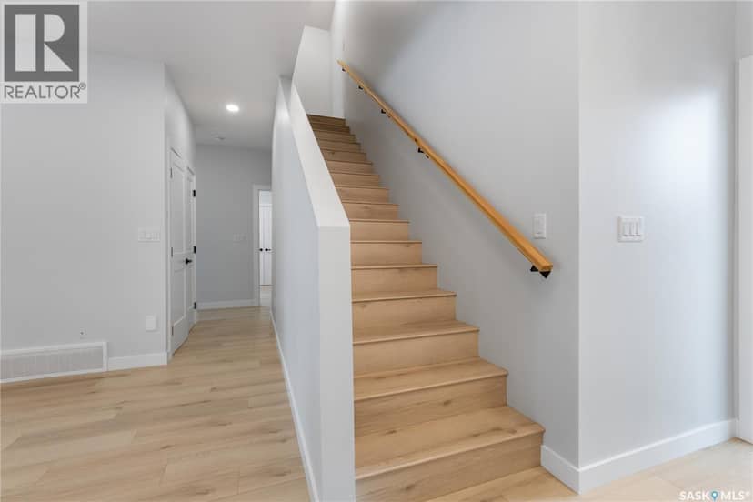 371 Leskiw BEND — photo 20 of 26