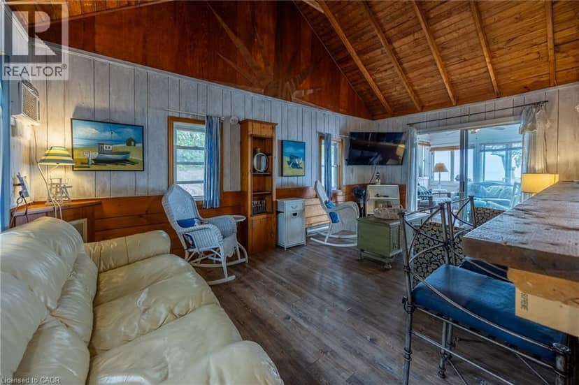5 BEACH Avenue — photo 9 of 37