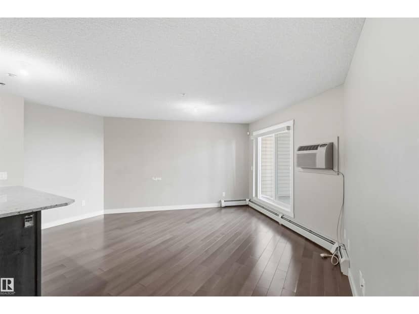 #114 2207 44 AV NW — photo 11 of 27