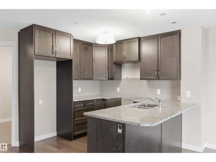 #114 2207 44 AV NW — photo 13 of 27