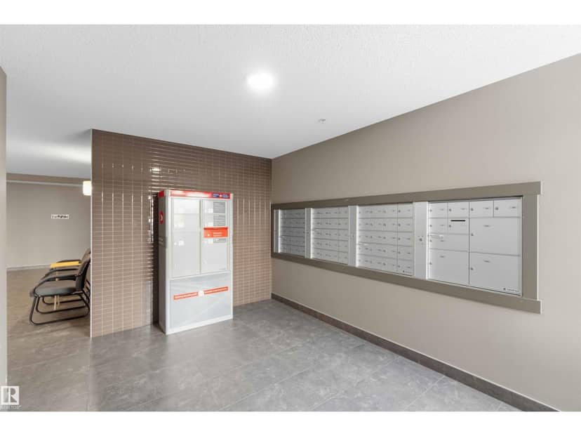 #114 2207 44 AV NW, Edmonton, photo 6