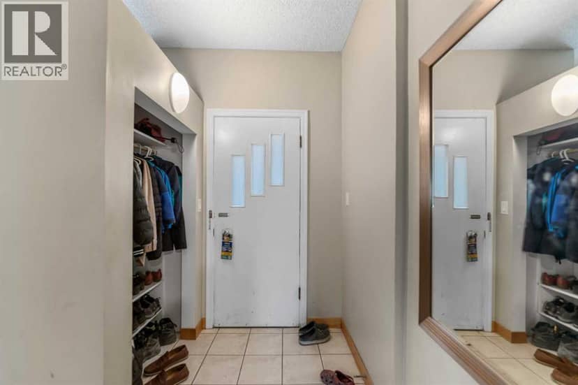 1407 28 Street SW, Calgary, photo 5