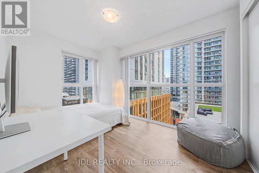 1411 - 87 Peter Street — photo 20 of 37