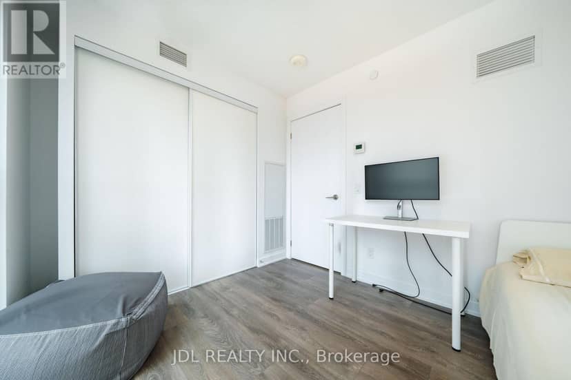 1411 - 87 Peter Street — photo 22 of 37