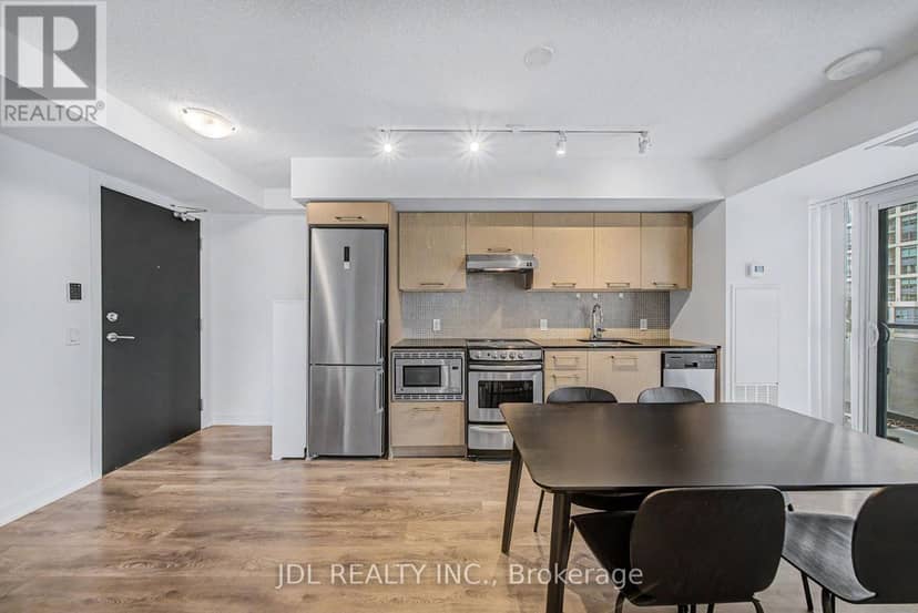 1411 - 87 Peter Street — photo 23 of 37
