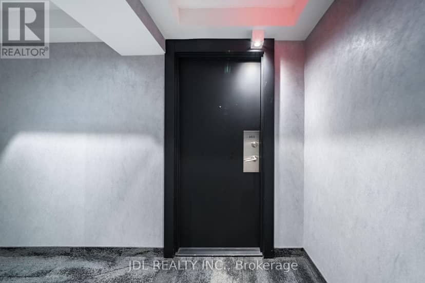 1411 - 87 Peter Street — photo 4 of 37