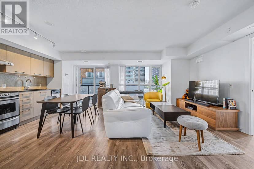 1411 - 87 Peter Street — photo 8 of 37