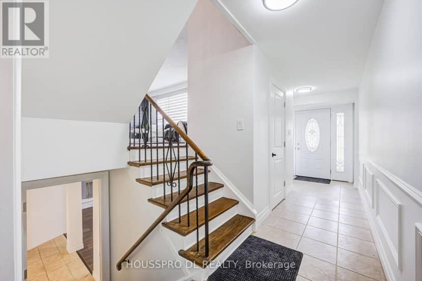 49 Bowerbank Drive — photo 4 of 40