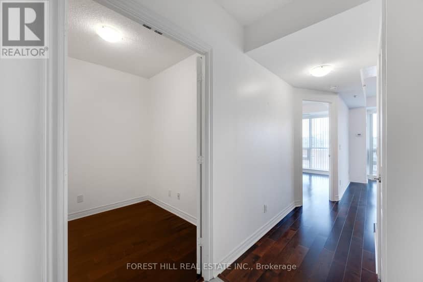 510 - 2756 Old Leslie Street — photo 3 of 27