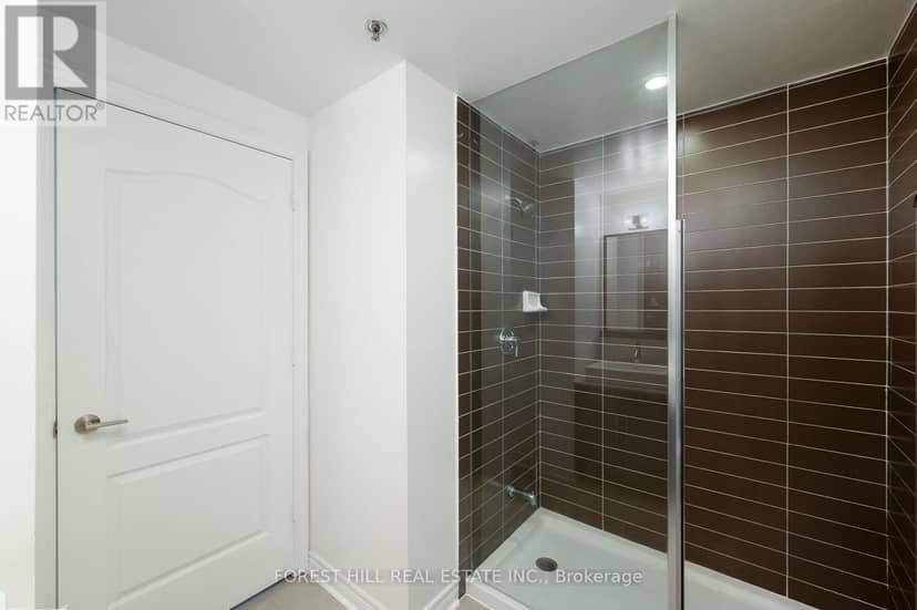 510 - 2756 Old Leslie Street — photo 6 of 27