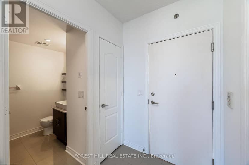 510 - 2756 Old Leslie Street — photo 9 of 27