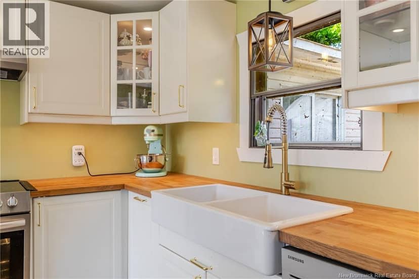 520 Scotchtown Road — photo 9 of 40