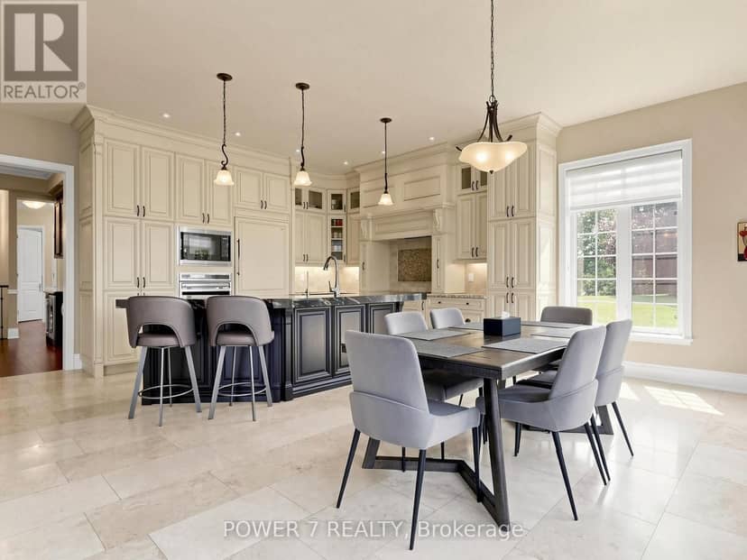 9 Emerald Heights Drive — photo 21 of 40