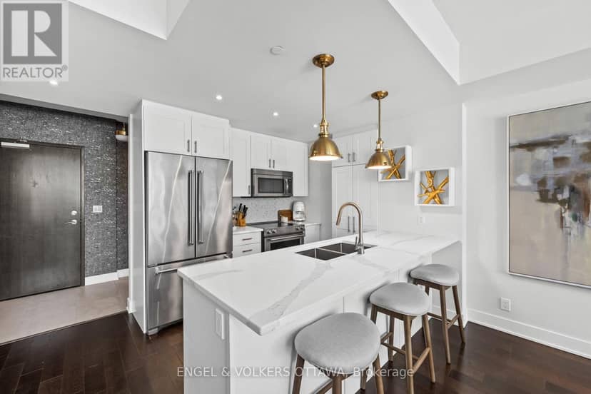 110 - 1035 Bank Street — photo 15 of 40