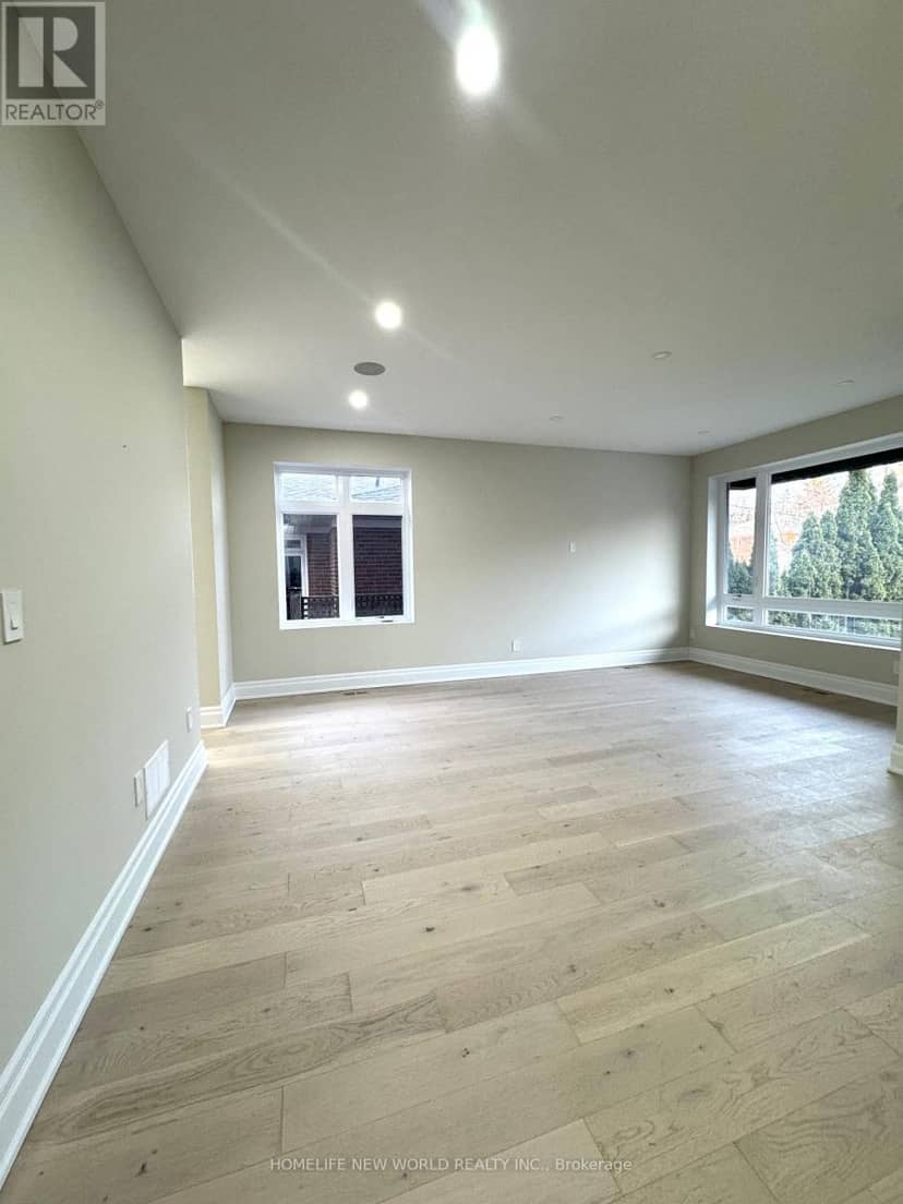150 Viewmount Avenue — photo 16 of 36