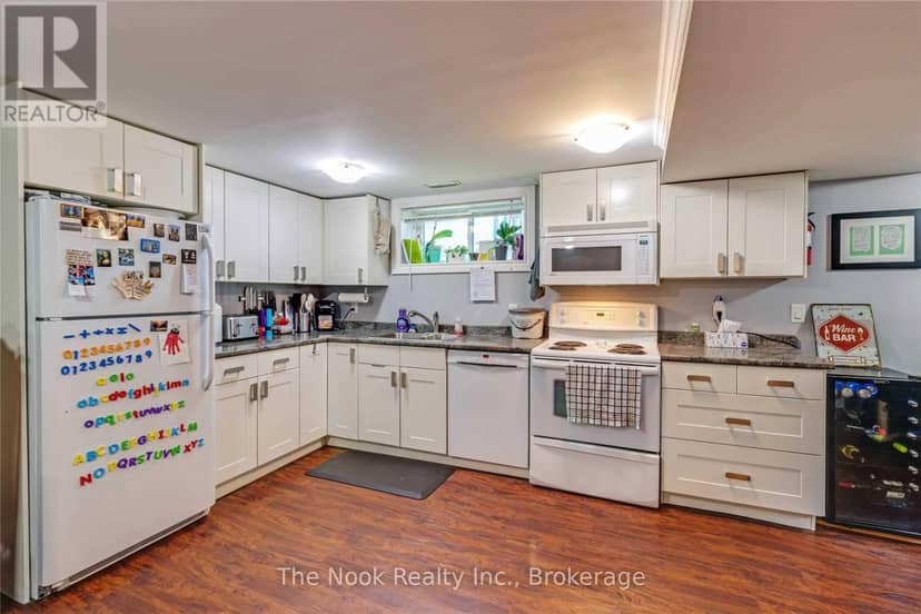 1321 Cedar Street — photo 22 of 35