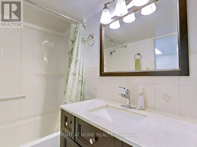 379 Erb Street W — photo 31 of 40