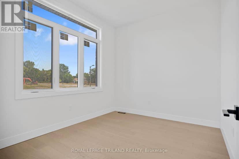 4 Titan Court — photo 21 of 34