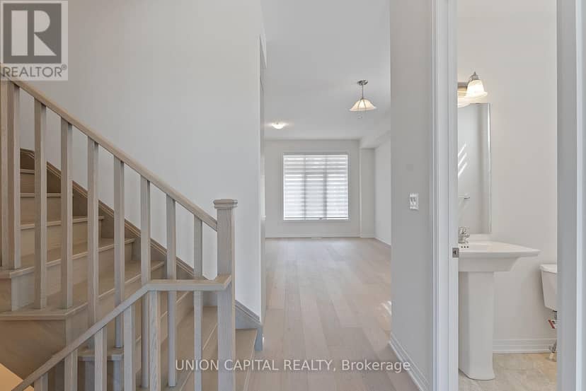 11437 Leslie Street — photo 12 of 40