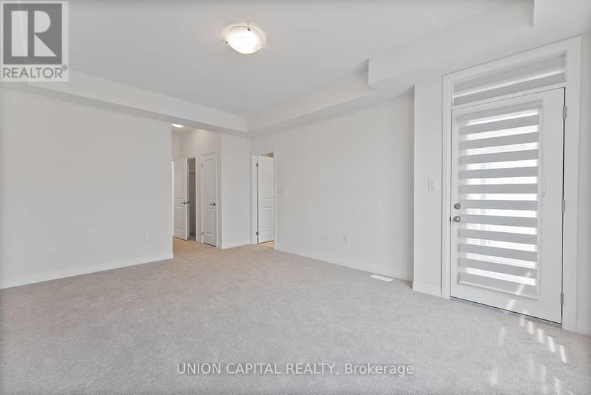11437 Leslie Street — photo 33 of 40