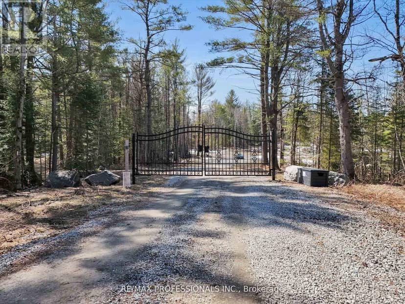 2320 Highway 117, Lake of Bays, photo 4