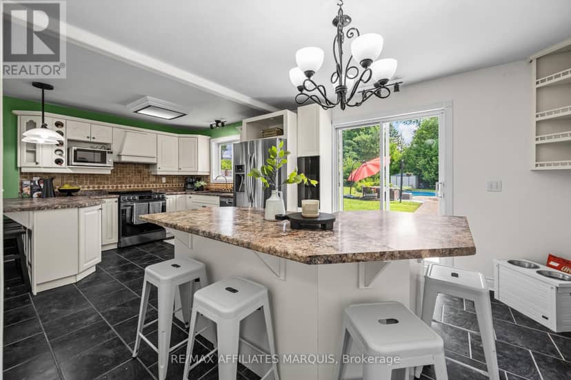 3 Sunset Drive — photo 13 of 40