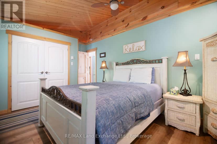 18 Hicks Lane N — photo 24 of 28