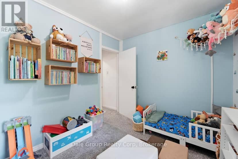45 - 45 St Charles Street — photo 19 of 25