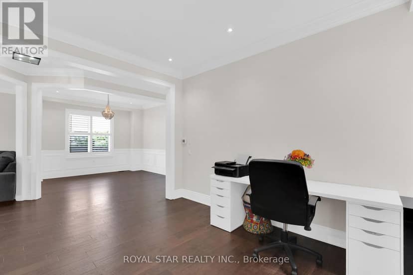 50 Brookwater Crescent — photo 9 of 40