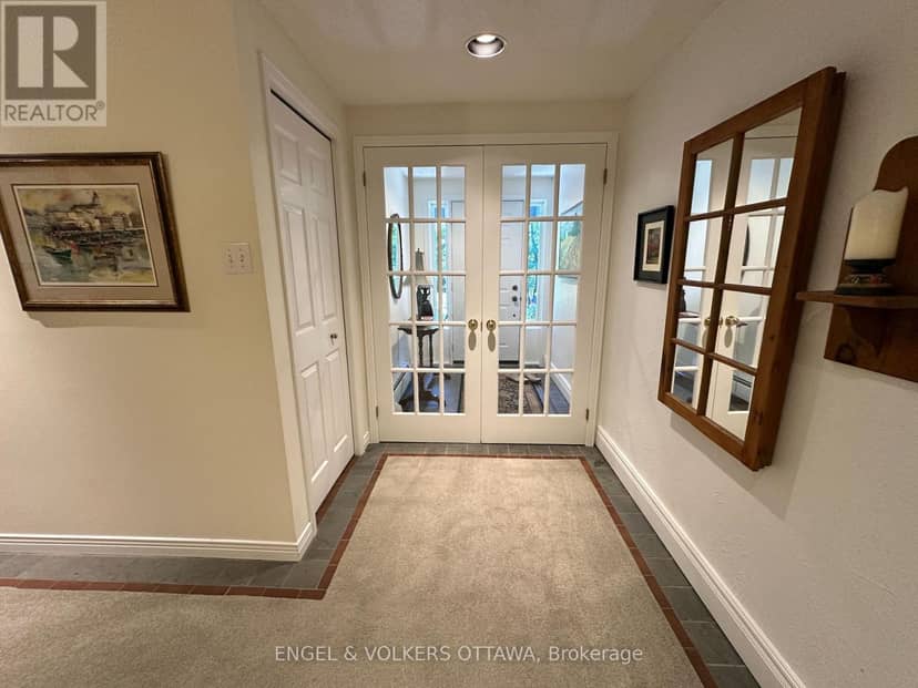 4637 Northwoods Drive — photo 9 of 40