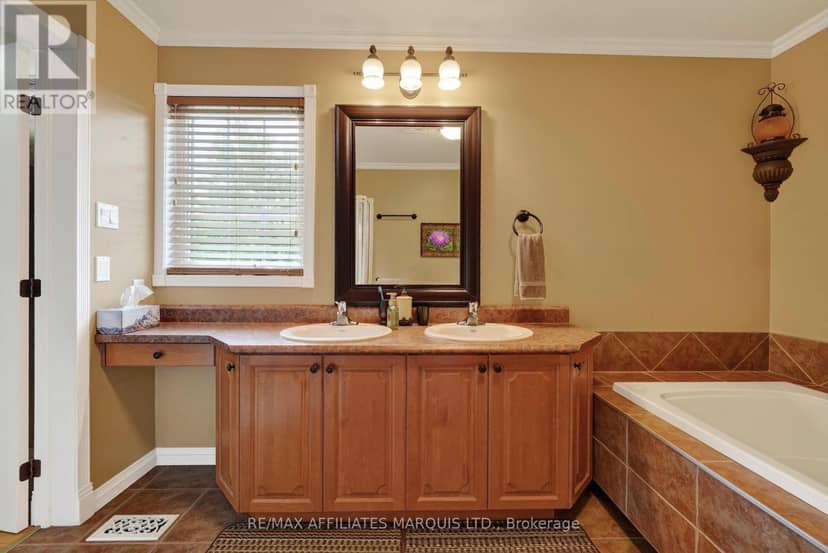 6242 Shannon Lane — photo 26 of 40