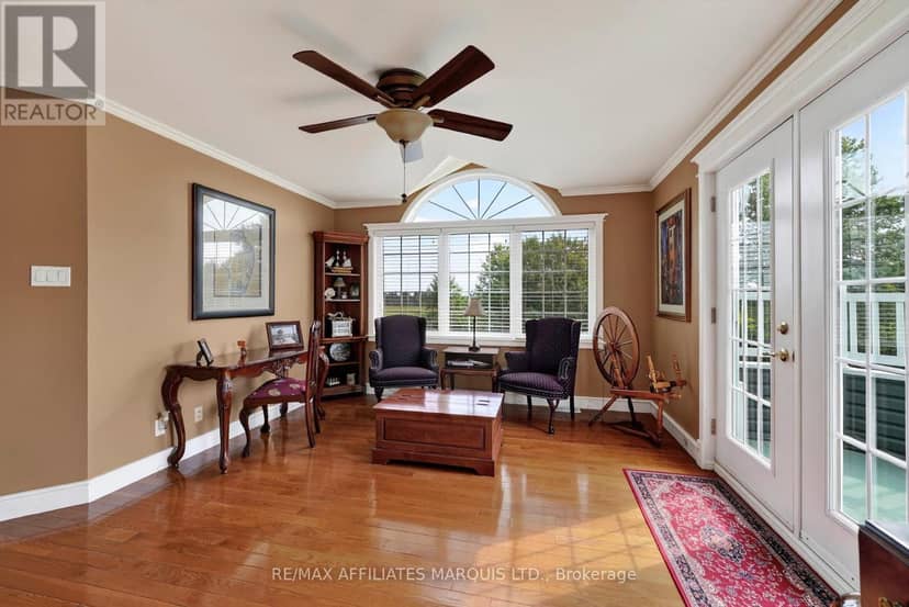6242 Shannon Lane — photo 33 of 40