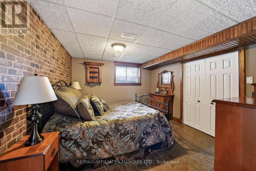 6242 Shannon Lane — photo 38 of 40